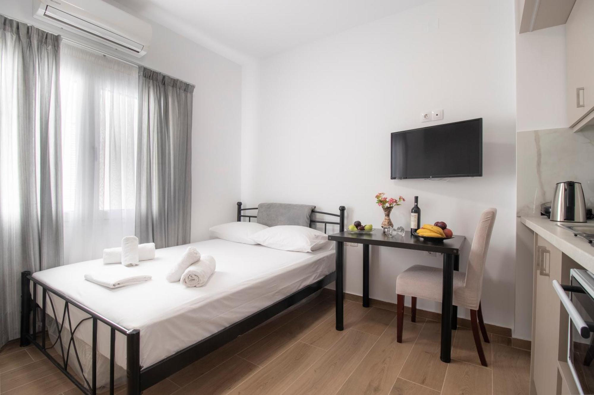 Central Park Urban Studios Heraklion  Екстер'єр фото