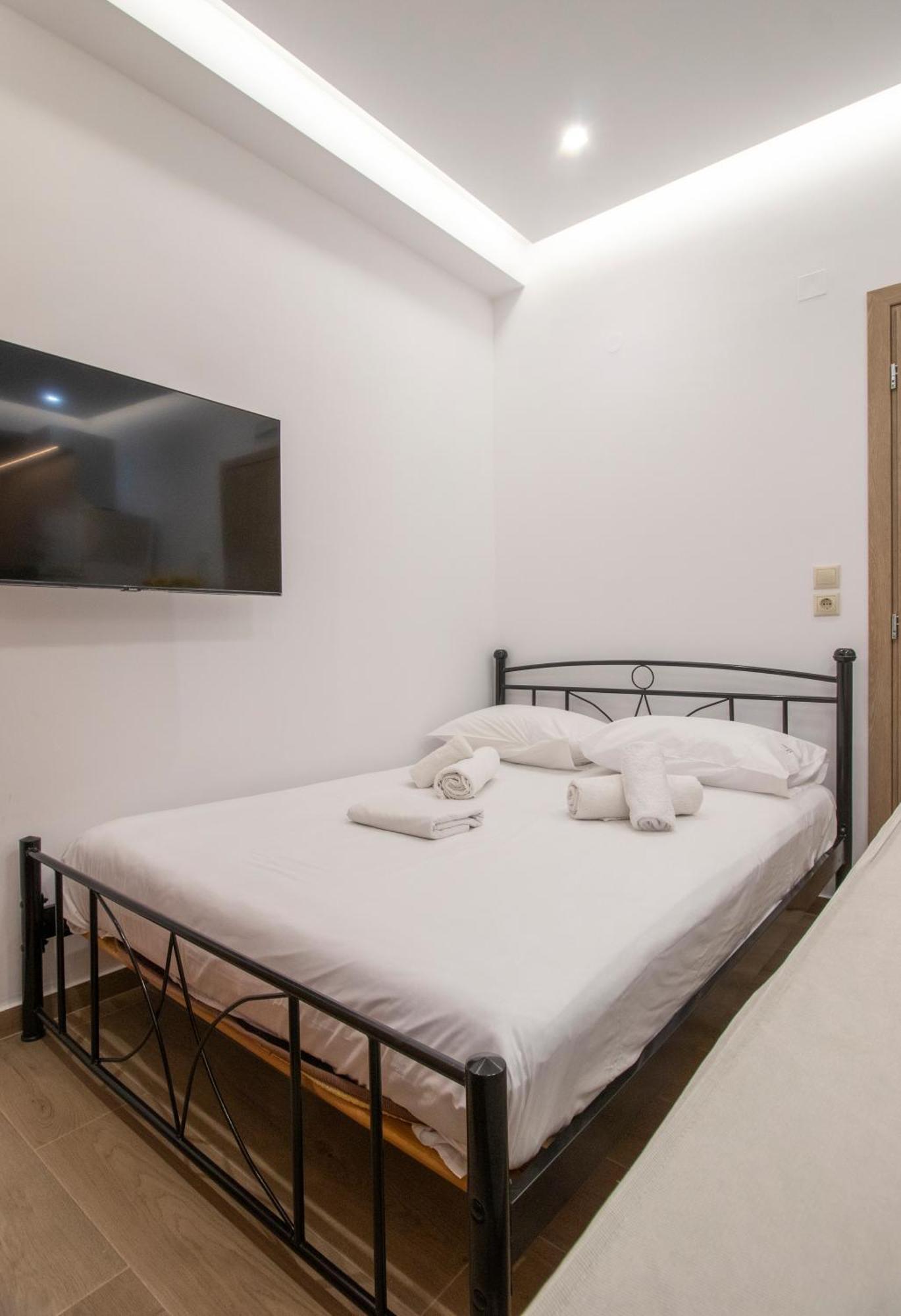 Central Park Urban Studios Heraklion  Екстер'єр фото