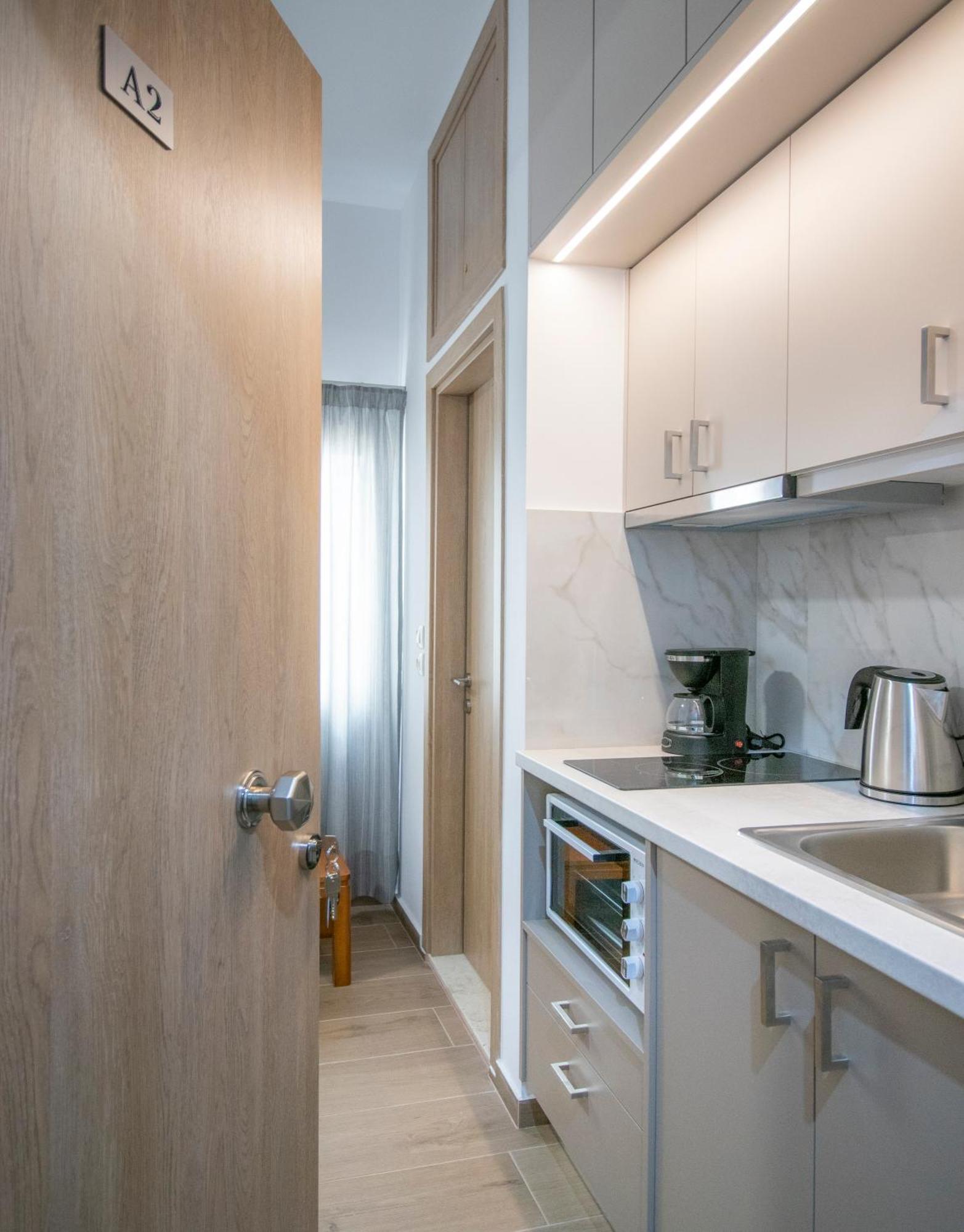 Central Park Urban Studios Heraklion  Екстер'єр фото