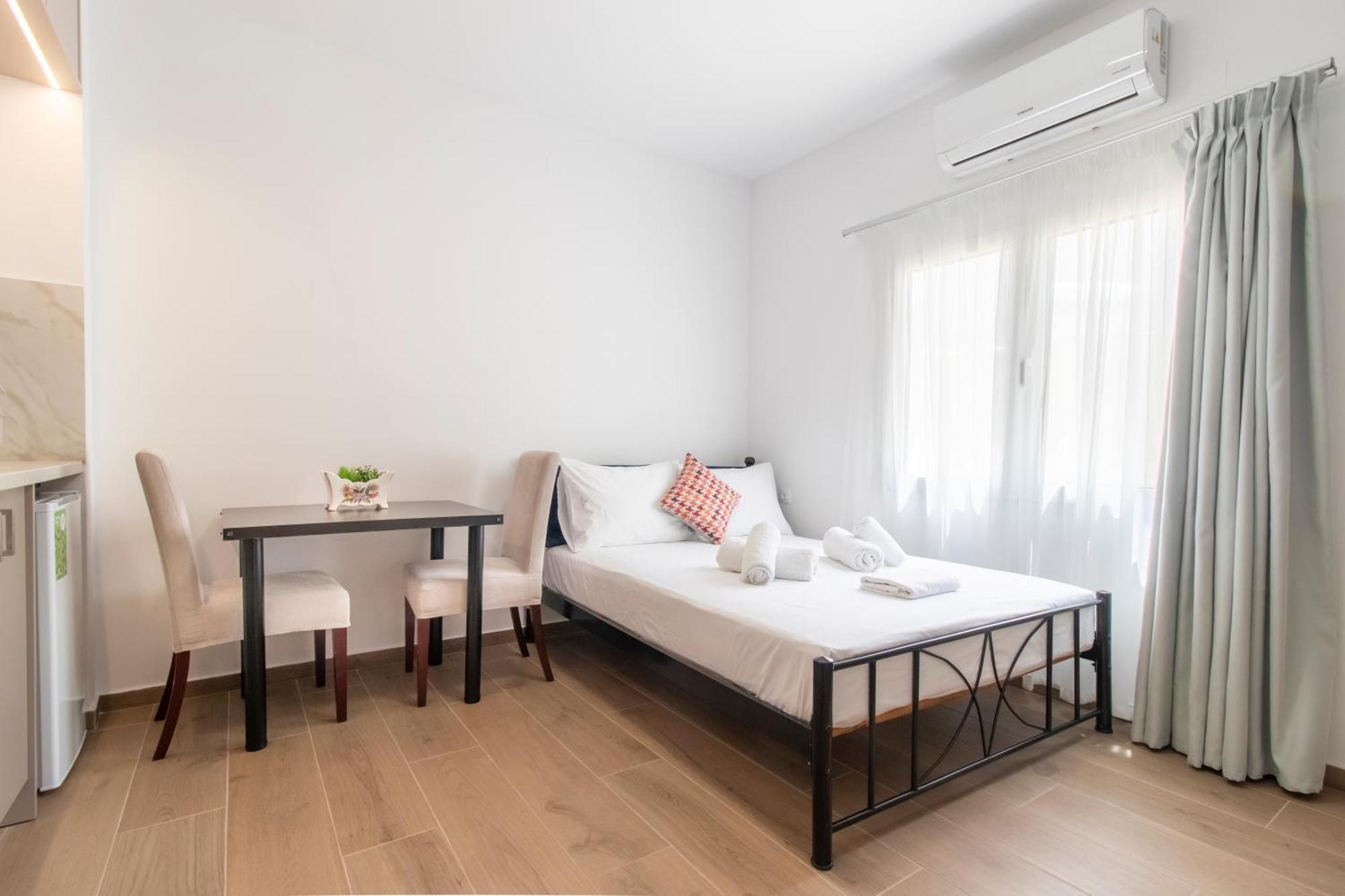 Central Park Urban Studios Heraklion  Екстер'єр фото