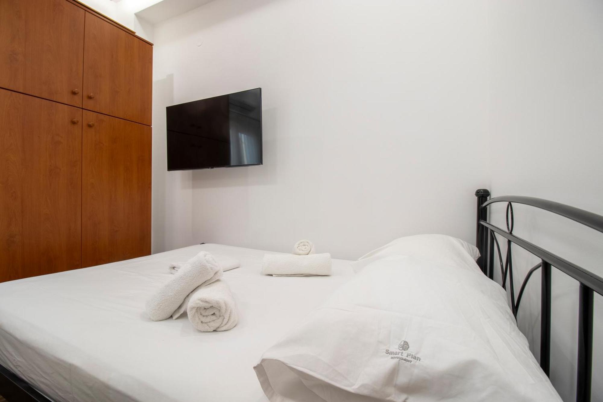 Central Park Urban Studios Heraklion  Екстер'єр фото