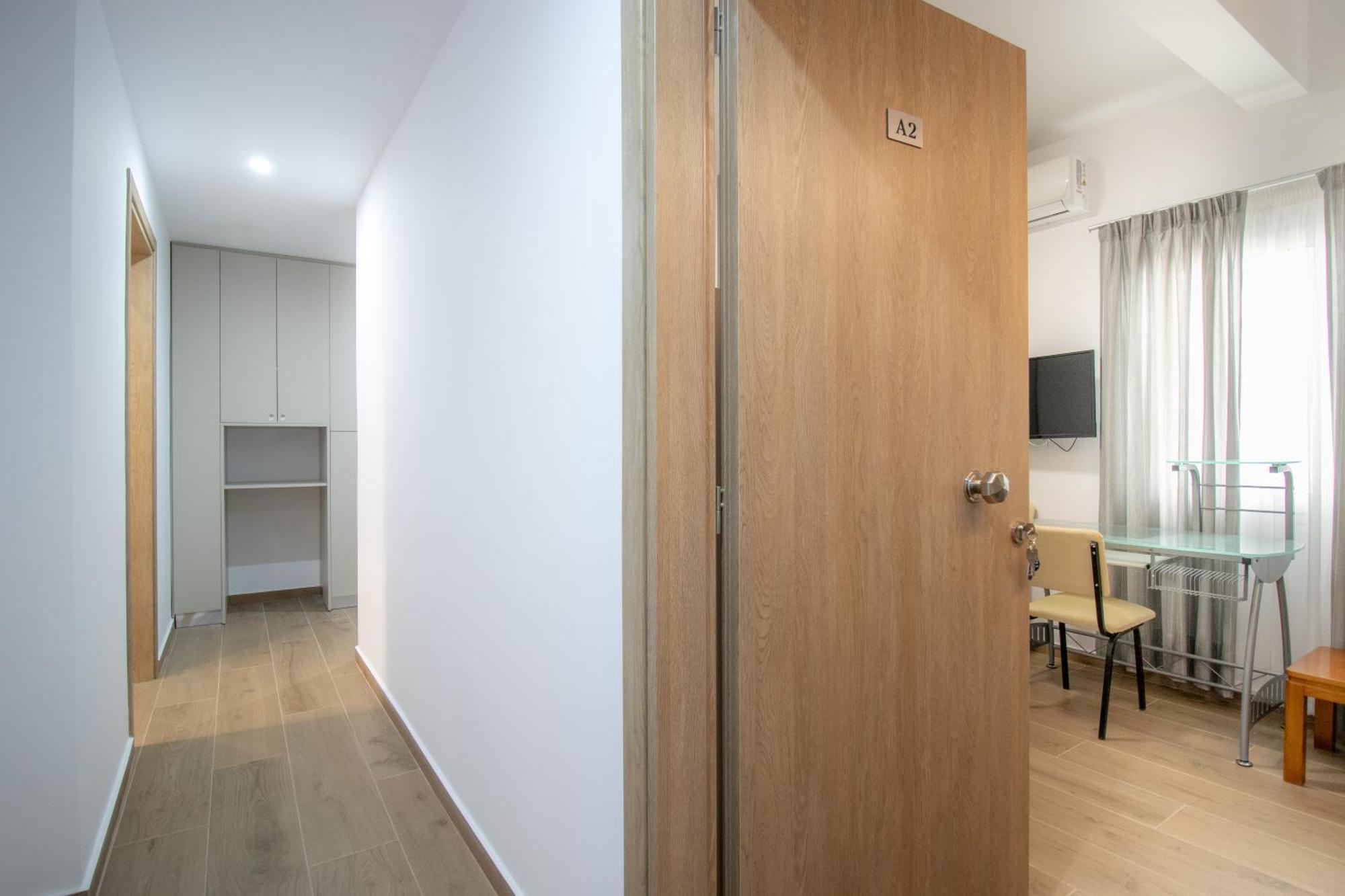 Central Park Urban Studios Heraklion  Екстер'єр фото